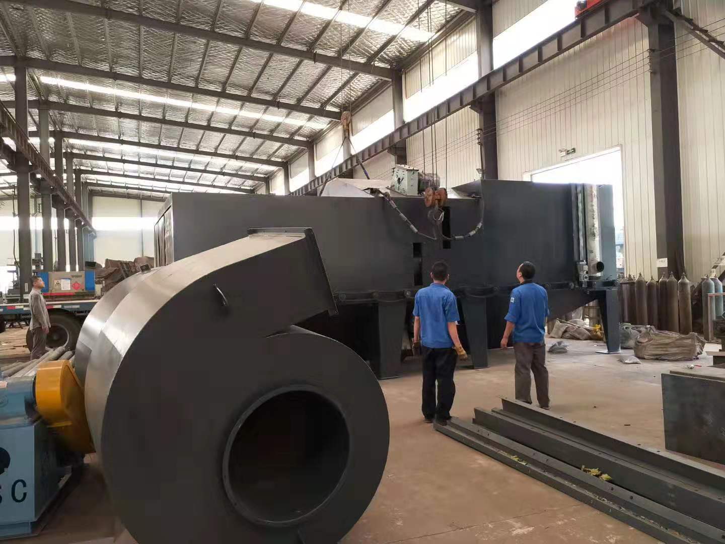 晉江市履帶式拋丸除銹清理機_晉江市履帶式拋丸除銹清理機_晉江市履帶式噴砂機_晉江市履帶式噴丸設(shè)備的工作原理是什么？