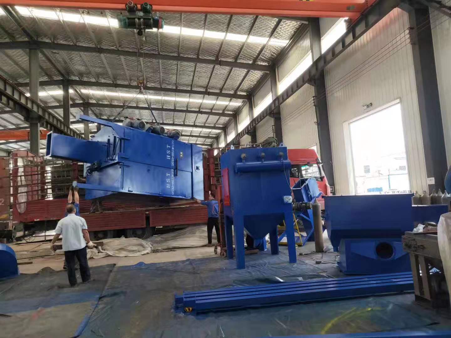 南安市履帶式拋丸除銹清理機_南安市通過式噴丸設(shè)備_南安市吊鉤式噴砂機_南安市吊鉤式拋丸機優(yōu)點是什么？