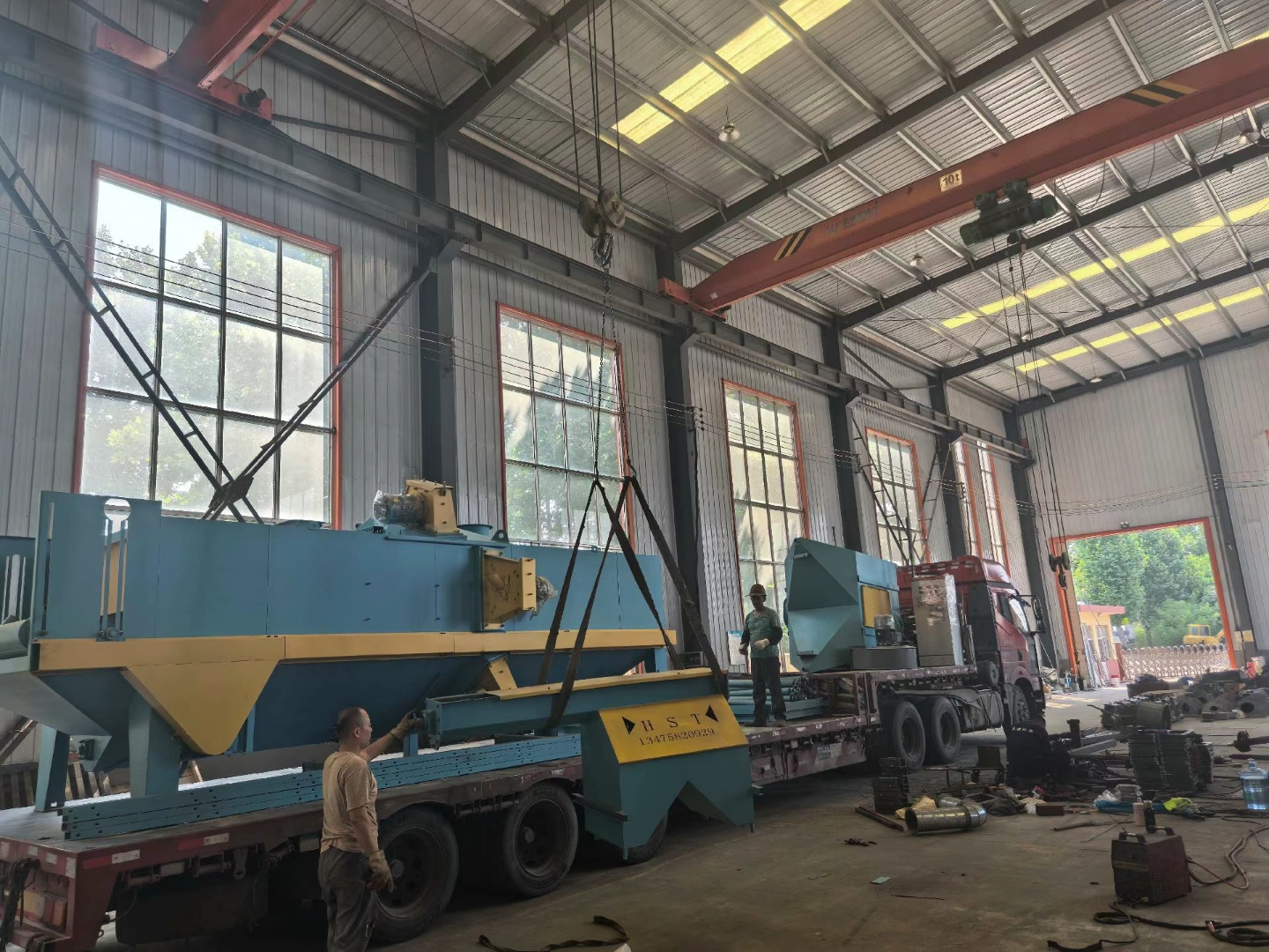 鋼履帶式拋丸機_鋼履帶拋丸打砂機_鑄造拋丸機履帶安裝視頻